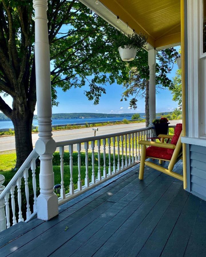 Toba'S Bed & Breakfast Lunenburg Kültér fotó